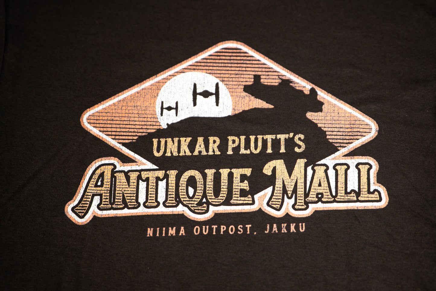 Mingo Outfitters Movie T-Shirt - Star Wars Unkar Plutt Antique Mall